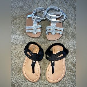 Cute baby sandals size 3. (2 pairs)